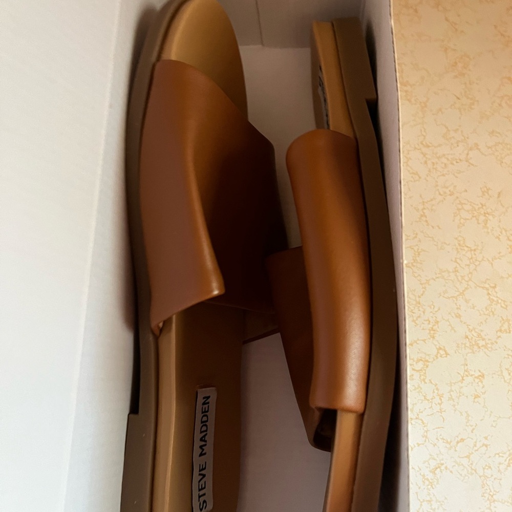 Steve Madden TAN Leather Sandals/Slip ons 7, EU 37.5 - Picture 7 of 8